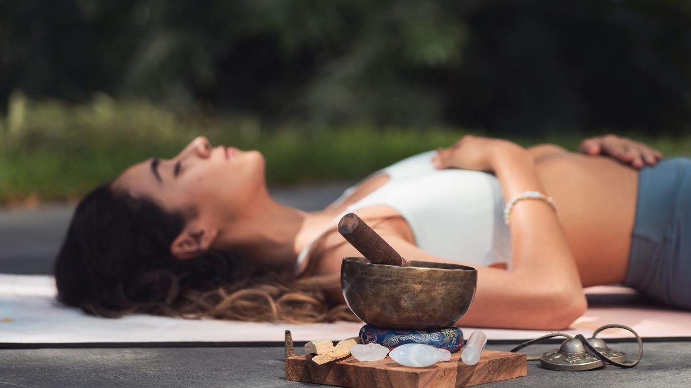 Kundalini vs LNT, comparativa de terapias energéticas